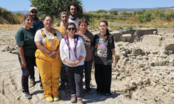 Panaztepe kazılarında eski yerleşim tabakasına ulaşıldı