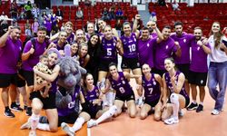 Ahmet Göksu Özel Voleybol Turnuvası şampiyonu Zeren