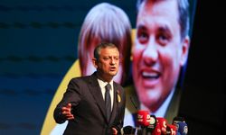 Özgür Özel: Ferdi Zeyrek Vakfı'na sahip çıkmak, bir Manisa sevdasına ve iyiliğe sahip çıkmaktır