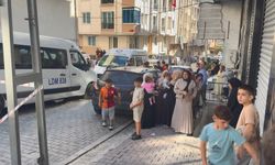 Servis minibüsünün çarptığı anne yaralandı, bebeği hayatını kaybetti