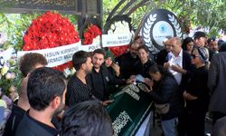 Şarkıcı Güllü son yolculuğuna uğurlandı