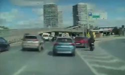 Şişli'de sapağa geç giren otomobile motosiklet çarptı