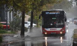 İzmir'de sağanak etkili oldu