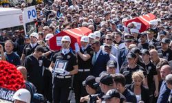 İzmir'de şehit 2 polis için tören