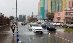 İzmir'in güneyi için kuvvetli sağanak uyarısı