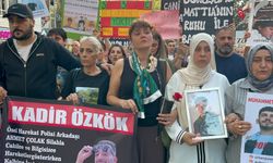 Yasemin Minguzzi öncülüğünde çocukları öldürülen ailelerden eylem