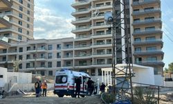 Manisa’da inşaat alanında yangın; 2 kişi dumandan etkilendi