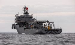 TCG Alemdar da Halit Yukay için bölgede