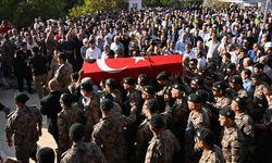 Mersin'de şehit olan polis memuru Mustafa Karapınar, son yolculuğuna uğurlandı