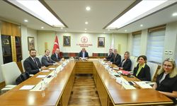 Bakan Ersoy, Google Küresel İlişkiler Başkanı Kent Walker ile görüştü