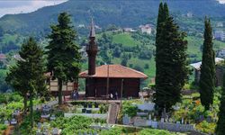 Trabzon'un yüzlerce yıllık camileri taş ve ahşap sanatının zengin örneklerini sergiliyor