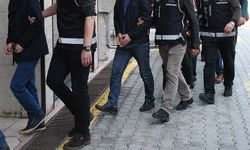 İzmir'de FETÖ operasyonunda 10 şüpheli yakalandı