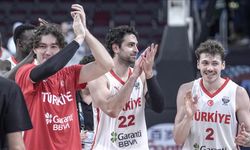A Milli Basketbol Takımı Avrupa Şampiyonası'nda madalya hedefine adım adım yaklaşıyor
