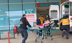 250 kiloluk demir kapının üzerine devrildiği Asmin ağır yaralandı