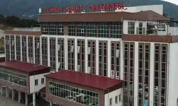 16 yaşındaki çocuk, karın ağrısı şikayetiyle geldiği hastanede doğum yaptı