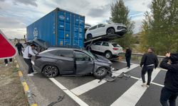 Çankırı'da meydana gelen kazalar İstanbul-Samsun kara yolunda trafiği aksattı