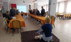 Nallıhan'da muhtarlara temel ilk yardım eğitimi verililiyor