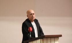 Yazar Gürsel Korat, ERÜ'de öğrencilerle buluştu