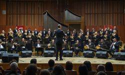 Ankara Devlet Klasik Türk Müziği Korosu "Cumhuriyet Coşkusu" konseri verdi