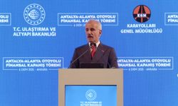 Bakan Uraloğlu: Antalya-Alanya Otoyolu modern mühendisliğin örneklerinden biri olacak