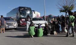 Bingöl’de otomobilin çarpmasıyla ölen Berra için yolu kapattılar