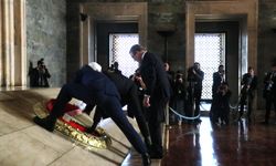 Birleşik Krallık Başbakanı Starmer, Anıtkabir'i ziyaret etti