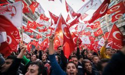 Bursalı prodüktörden yapay zeka destekli 'Cumhuriyet Marşı'