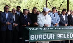 Bakan Yumaklı cenazeye katıldı