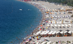 Antalya turizminde yeni 2 rekor; her 4 turistten 1'i Rus