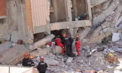 Gebze'de 7 katlı bina çöktü: İki can kaybı