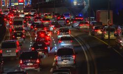 İstanbul'da akşam saatlerinde trafik yoğunluğu
