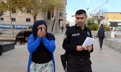 Müşteri gibi girdiği kuyumcudan 2 bileziği alıp kaçtı