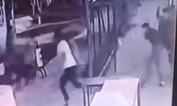 Parkta tartıştıkları 3 lise öğrencisini dövüp, bıçakladılar; olay kamerada