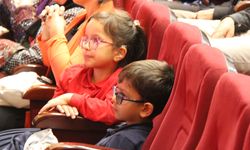 Sivas'ta işitme cihazı verilen engelli çocuklar, duyma heyecanı yaşadı