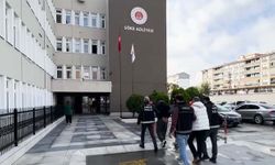 Sürücüsünün ‘dur’ ihtarına uymadığı otomobilden uyuşturucu çıktı; 2 tutuklama