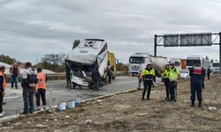 3 aracın karıştığı kazada 3 sürücü yaralandı