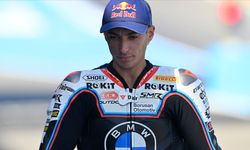 Toprak Razgatlıoğlu, Superpole'de rakibinin çarpması sonucu yarışı tamamlayamadı