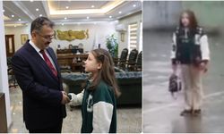 Yağmur altında İstiklal Marşı'nı okuyan ilkokul öğrencisine Iğdır Valisi Turan'dan ödül