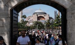 Yerli turistler yılın ikinci çeyreğinde 116,9 milyar lira seyahat harcaması yaptı