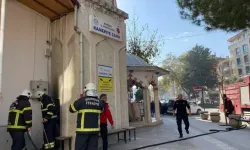 Cami minaresinde yangın