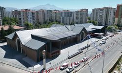 Kayseri'de il protokolü "Çarşı Melikgazi"yi gezdi