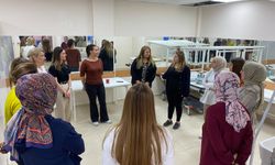 Aile ve Sosyal Hizmetler Bakanlığının "Modüler Aile Eğitim Programı" 42 ilde daha uygulanmaya başlandı