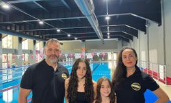 Antrenör babanın yüzücü kızları