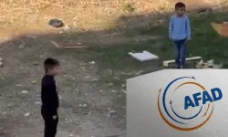 AFAD'ın siren testi sırasında çocuklar esas duruşa geçti