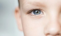 Bebek ve çocuklarda göz sulanması tedavisi
