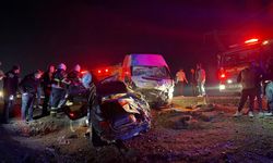 Diyarbakır’da 5 aracın karıştığı zincirleme kaza: 3 ölü, 7 yaralı