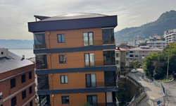 Ordu’da zemindeki kaymaya bağlı çatlaklar oluşan 2 binadan 1’inde yıkım için hazırlık yapılıyor