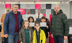 İlkokul öğrencileri, harçlıklarını LÖSEV'e bağışladı
