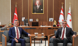 CHP Genel Başkanı Özel, KKTC Cumhurbaşkanı Erhürman'ı ziyaret etti