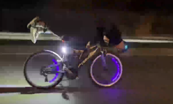 Bisikletlilerin tehlikeli yolculuğu kameraya yansıdı